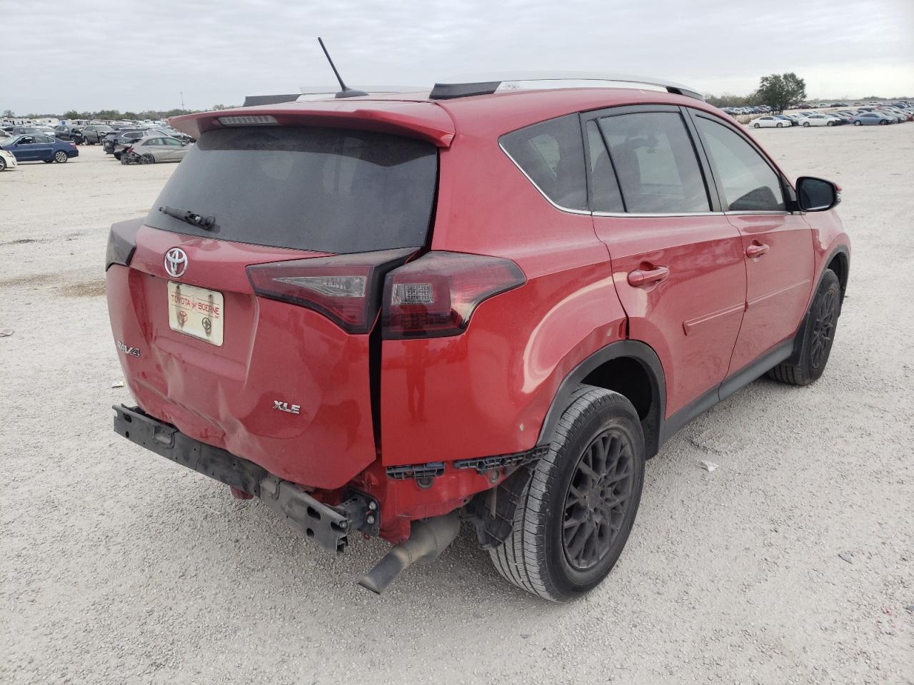 Photo 4 from auction – 2013 TOYOTA RAV4 XLE with VIN 2T3WFREV7DW050994