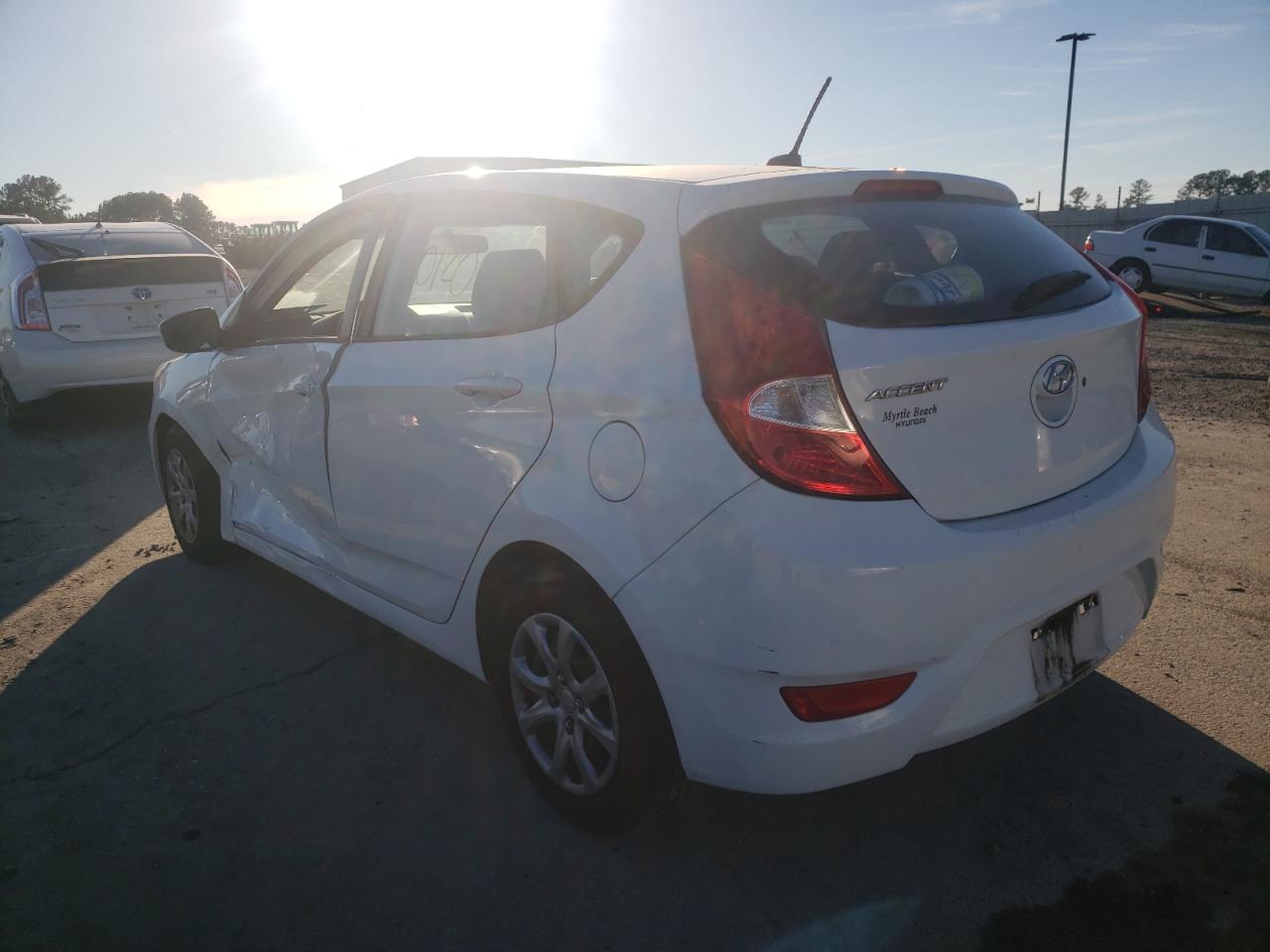 Photo 3 from auction – 2012 HYUNDAI ACCENT GLS with VIN KMHCT5AE7CU030682