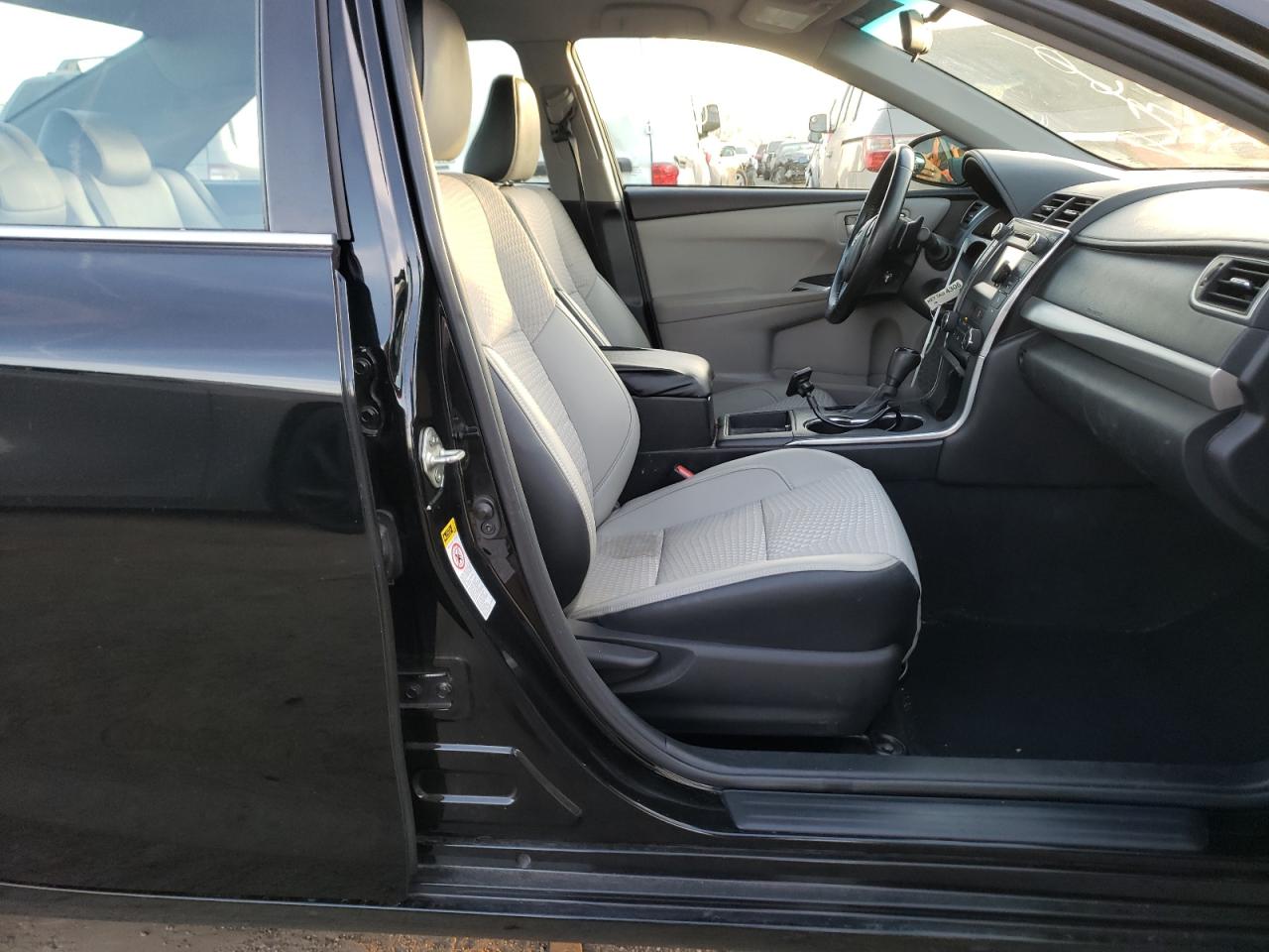 Photo 5 from auction – 2015 TOYOTA CAMRY LE with VIN 4T1BF1FK2FU011522