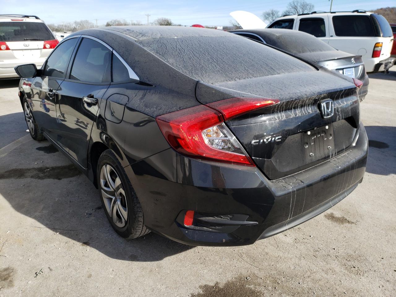Photo 3 from auction – 2018 HONDA CIVIC LX with VIN 2HGFC2F53JH569231