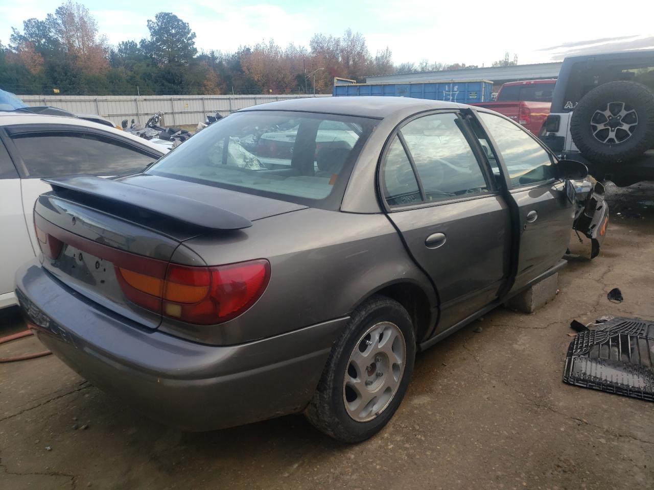 Photo 4 from auction – 2000 SATURN SL2 with VIN 1G8ZJ5273YZ212100