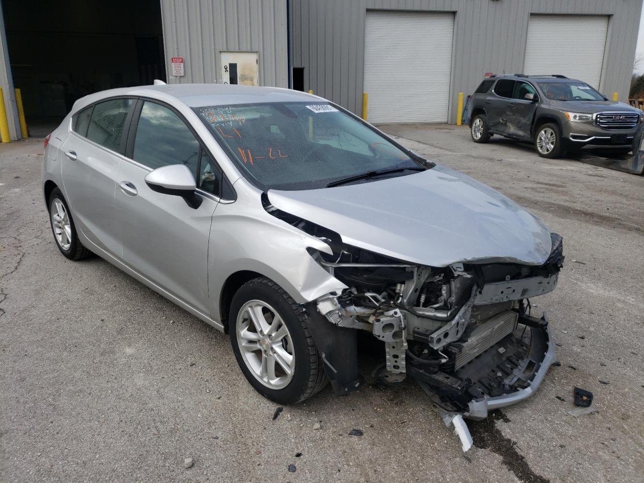 Photo 1 from auction – 2017 CHEVROLET CRUZE LT with VIN 3G1BE6SM2HS594004