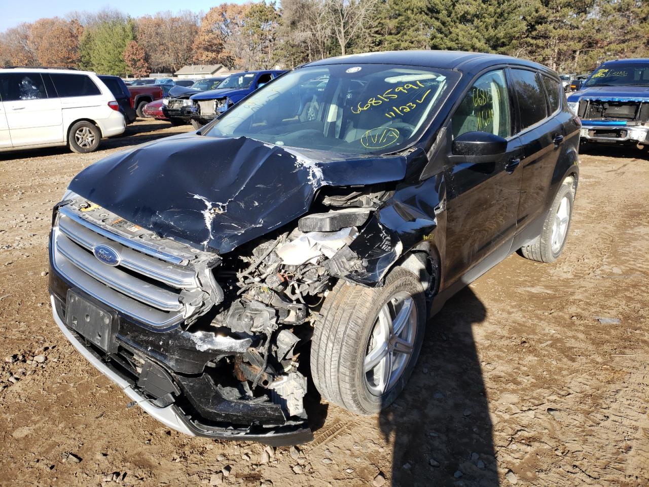 Photo 2 from auction – 2017 FORD ESCAPE SE with VIN 1FMCU9GD4HUC66944