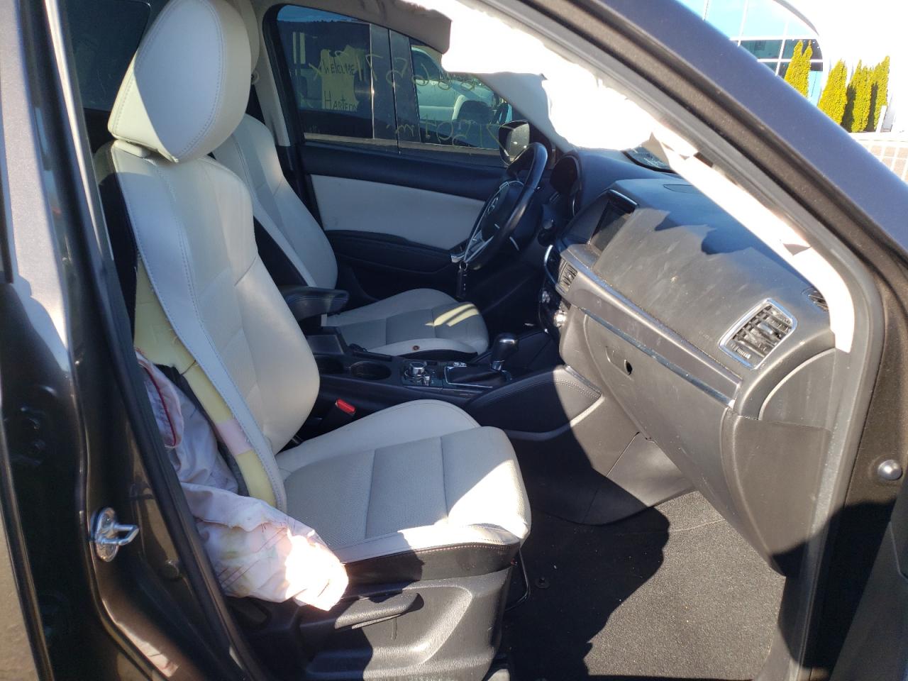 Photo 5 from auction – 2016 MAZDA CX-5 GT with VIN JM3KE4DYXG0816233