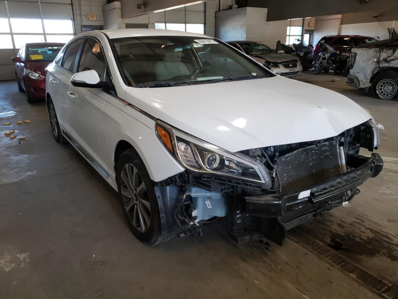 HYUNDAI SONATA SPO 2016 with VIN 5NPE34AF0GH261455 - Photo from auction
