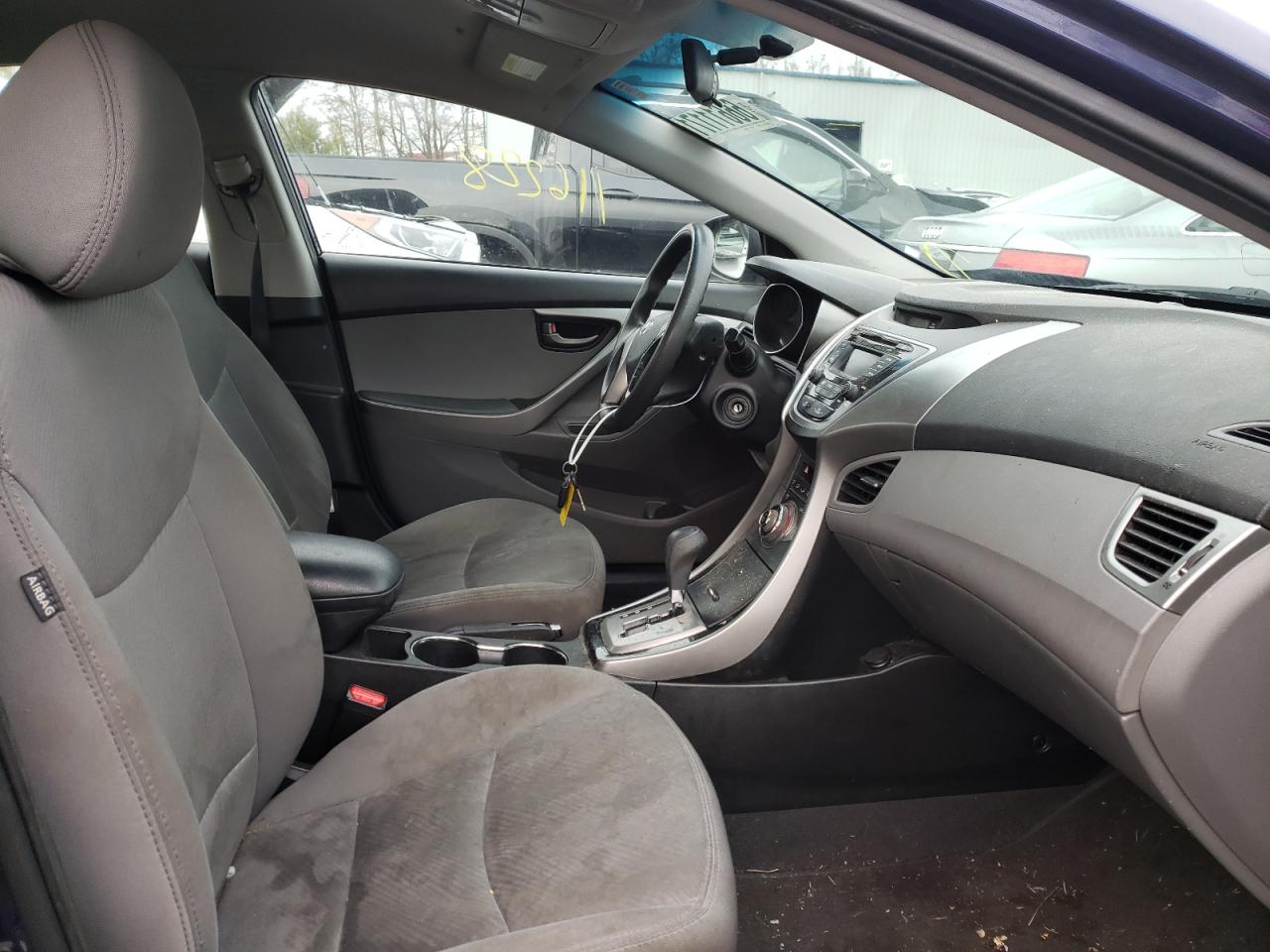 Photo 5 from auction – 2013 HYUNDAI ELANTRA with VIN 5NPDH4AE3DH334463