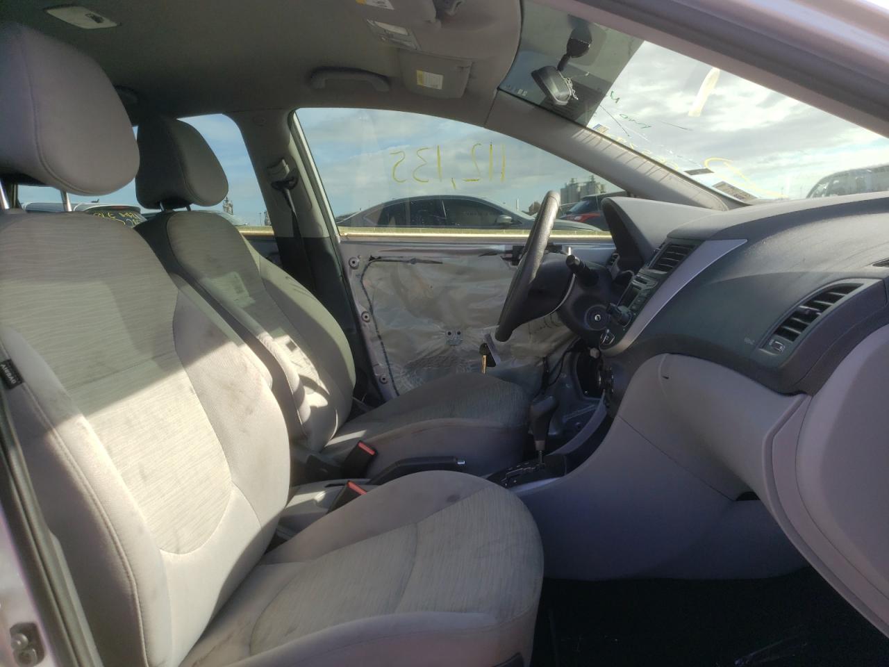 Photo 5 from auction – 2017 HYUNDAI ACCENT SE with VIN KMHCT4AE2HU286620
