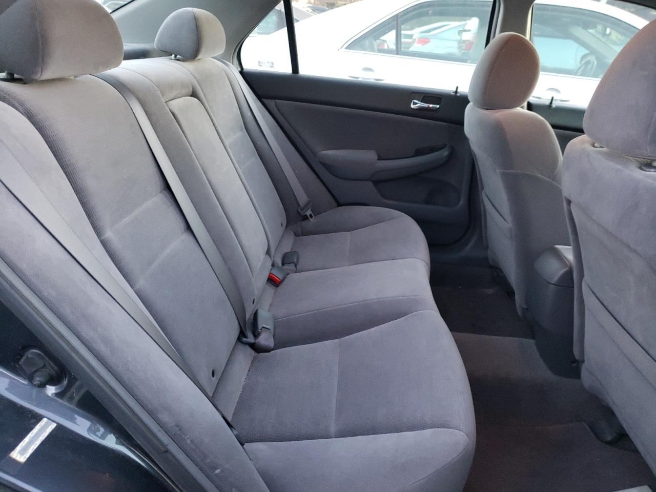 Photo 6 from auction – 2007 HONDA ACCORD SE with VIN JHMCM56377C015117