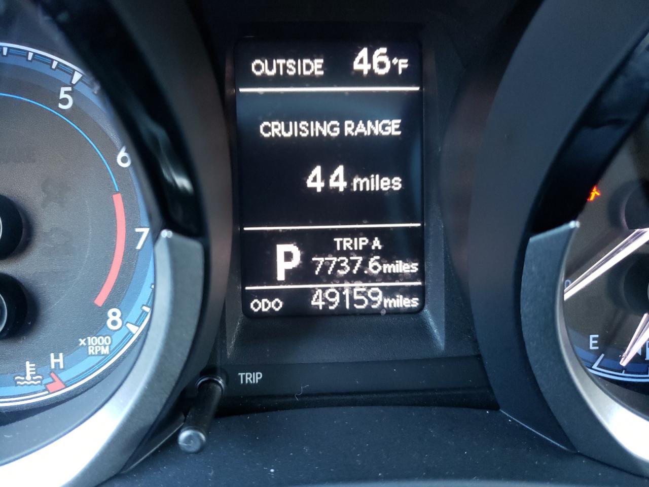 Photo 8 from auction – 2015 TOYOTA COROLLA L with VIN 5YFBURHE6FP339071