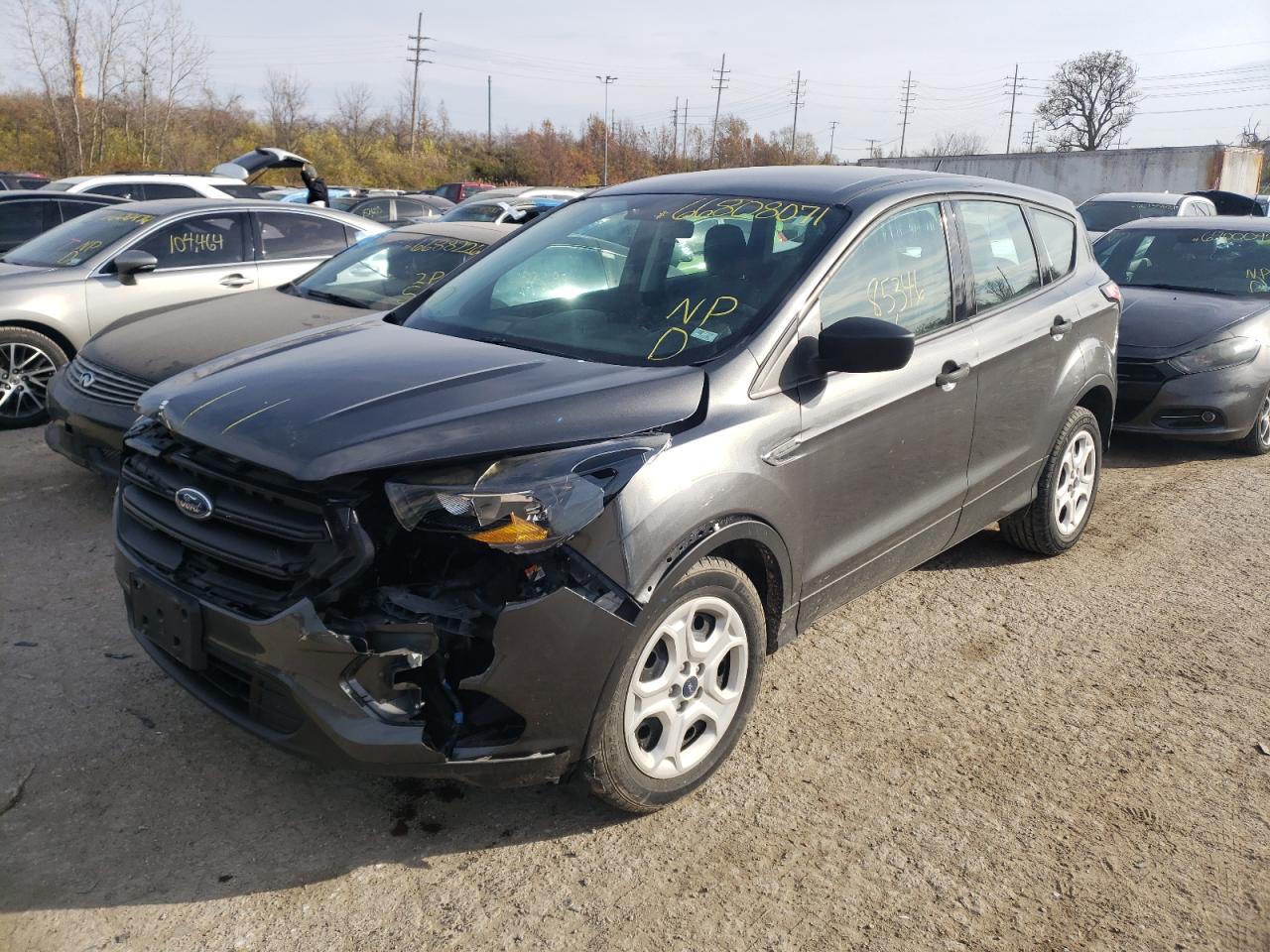 Photo 2 from auction – 2018 FORD ESCAPE S with VIN 1FMCU0F72JUB81338