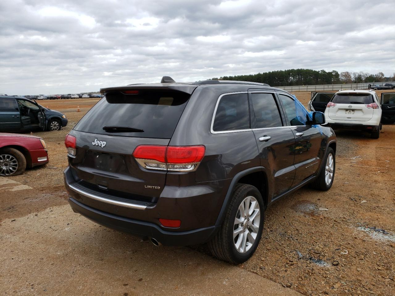 Photo 4 from auction – 2017 JEEP GRAND CHER with VIN 1C4RJEBG9HC751944
