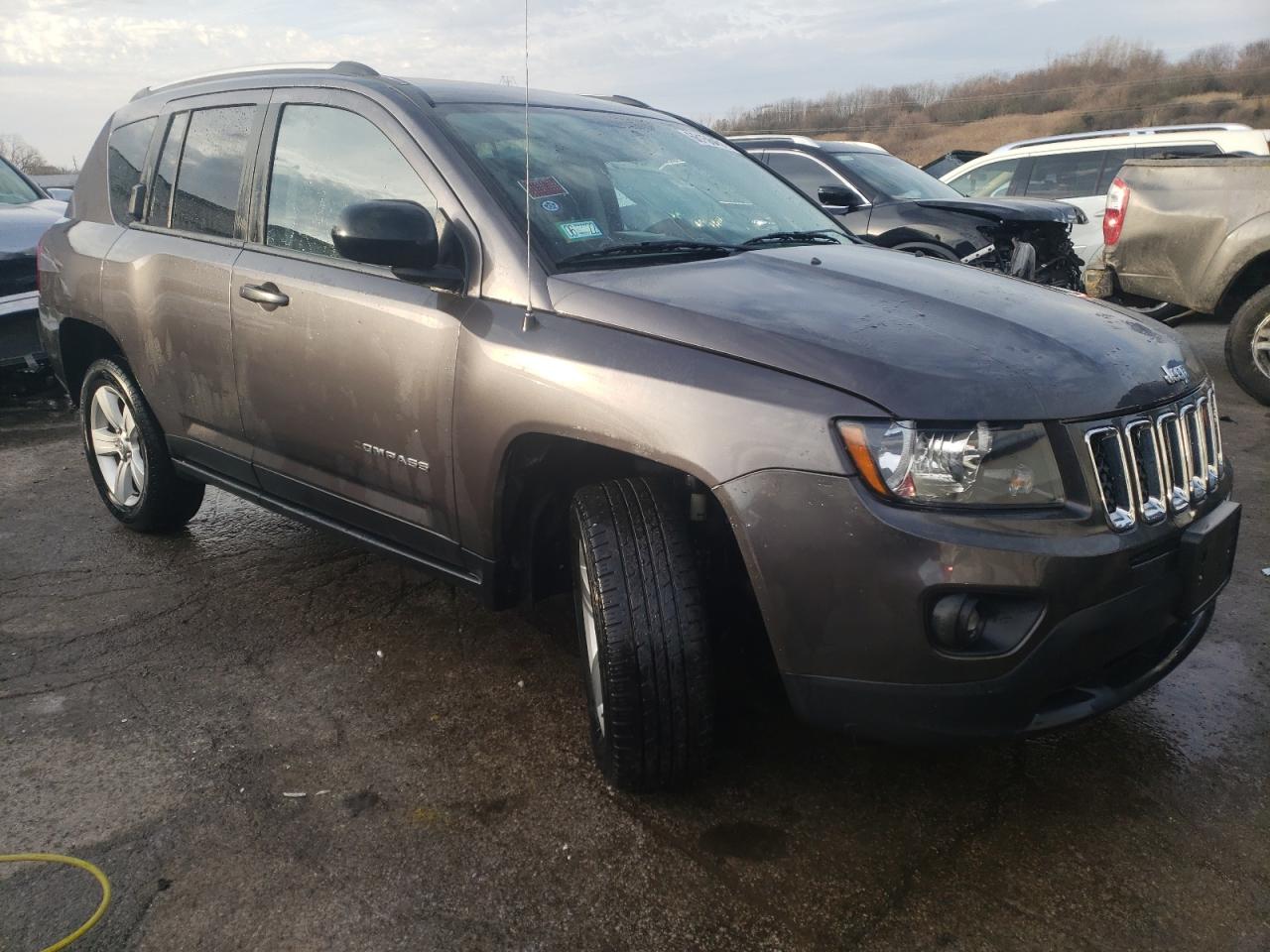JEEP COMPASS SP 2015 with VIN 1C4NJDBB5FD395318 - Photo from auction