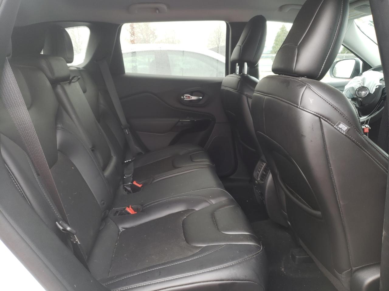 Photo 6 from auction – 2019 JEEP CHEROKEE L with VIN 1C4PJMLX6KD421583