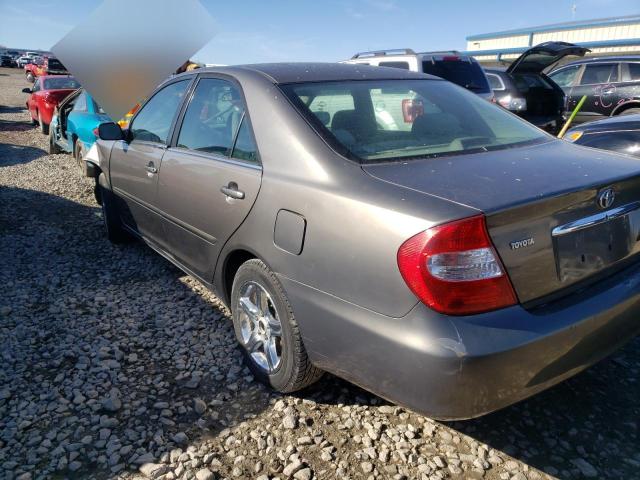 Photo 3 from auction – 2004 TOYOTA CAMERY with VIN 4T1BE32K34U881264