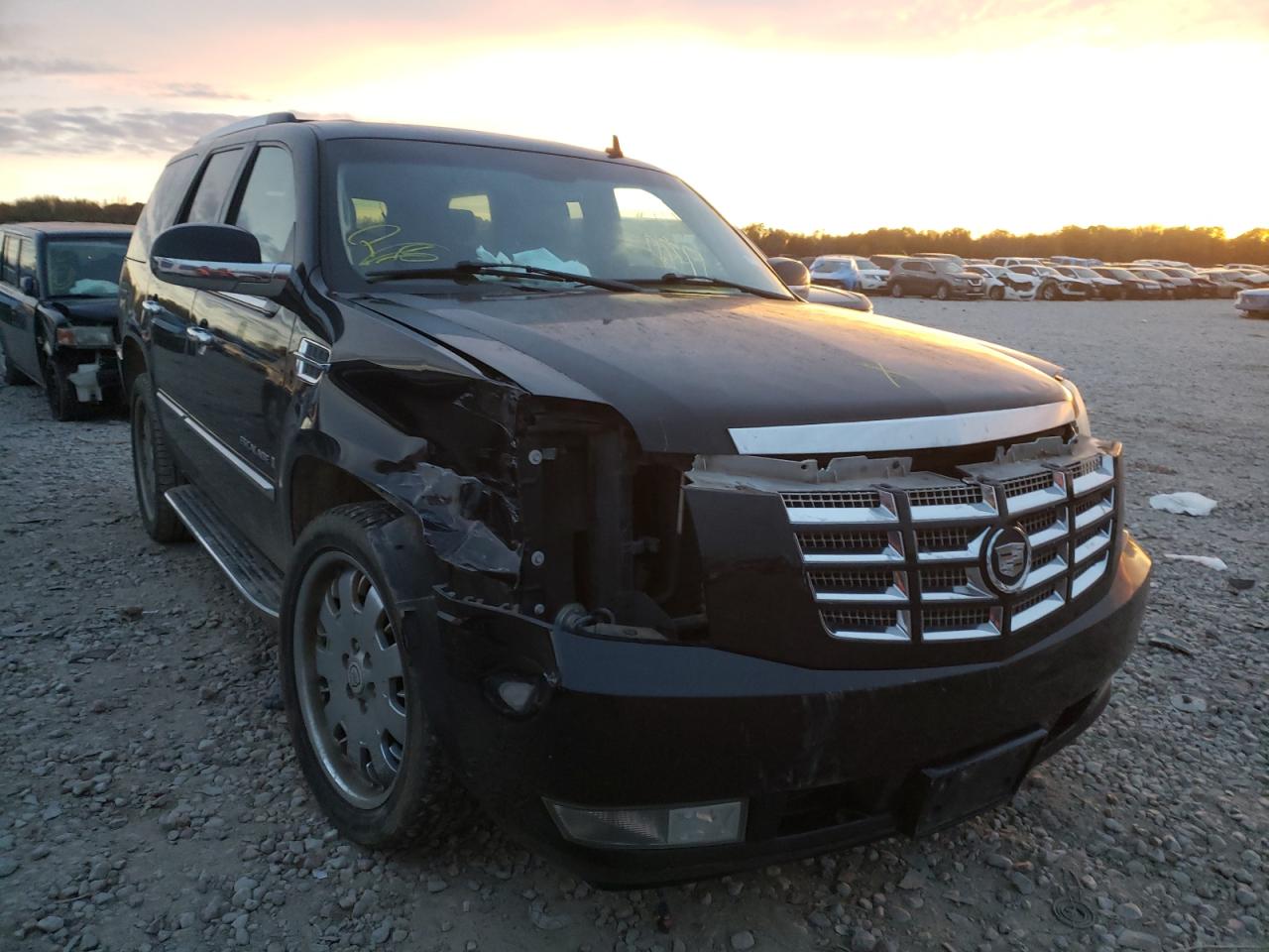 Photo 9 from auction – 2007 CADILLAC ESCALADE L with VIN 1GYFK63857R126993