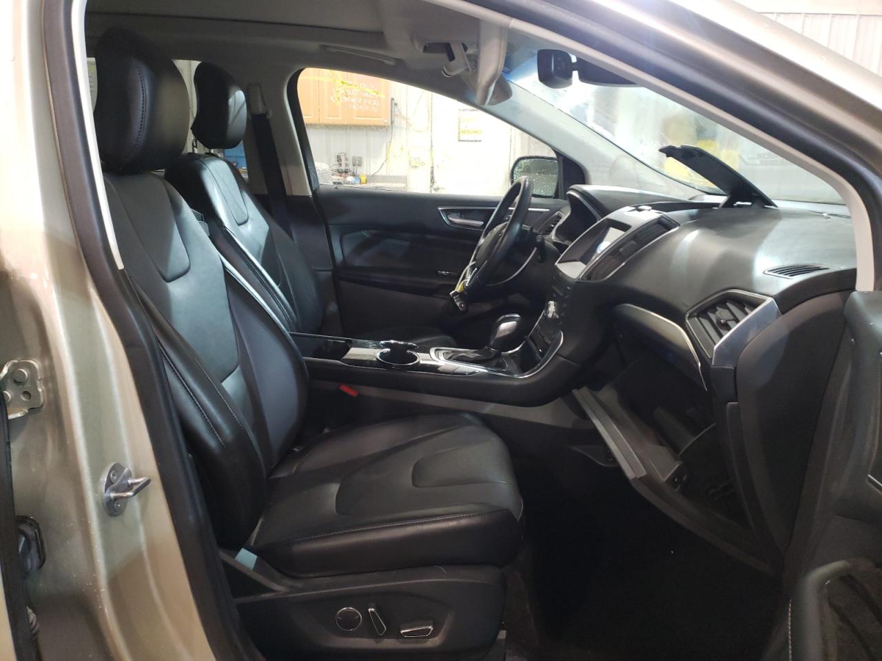 Photo 5 from auction – 2017 FORD EDGE TITAN with VIN 2FMPK4K82HBB88772