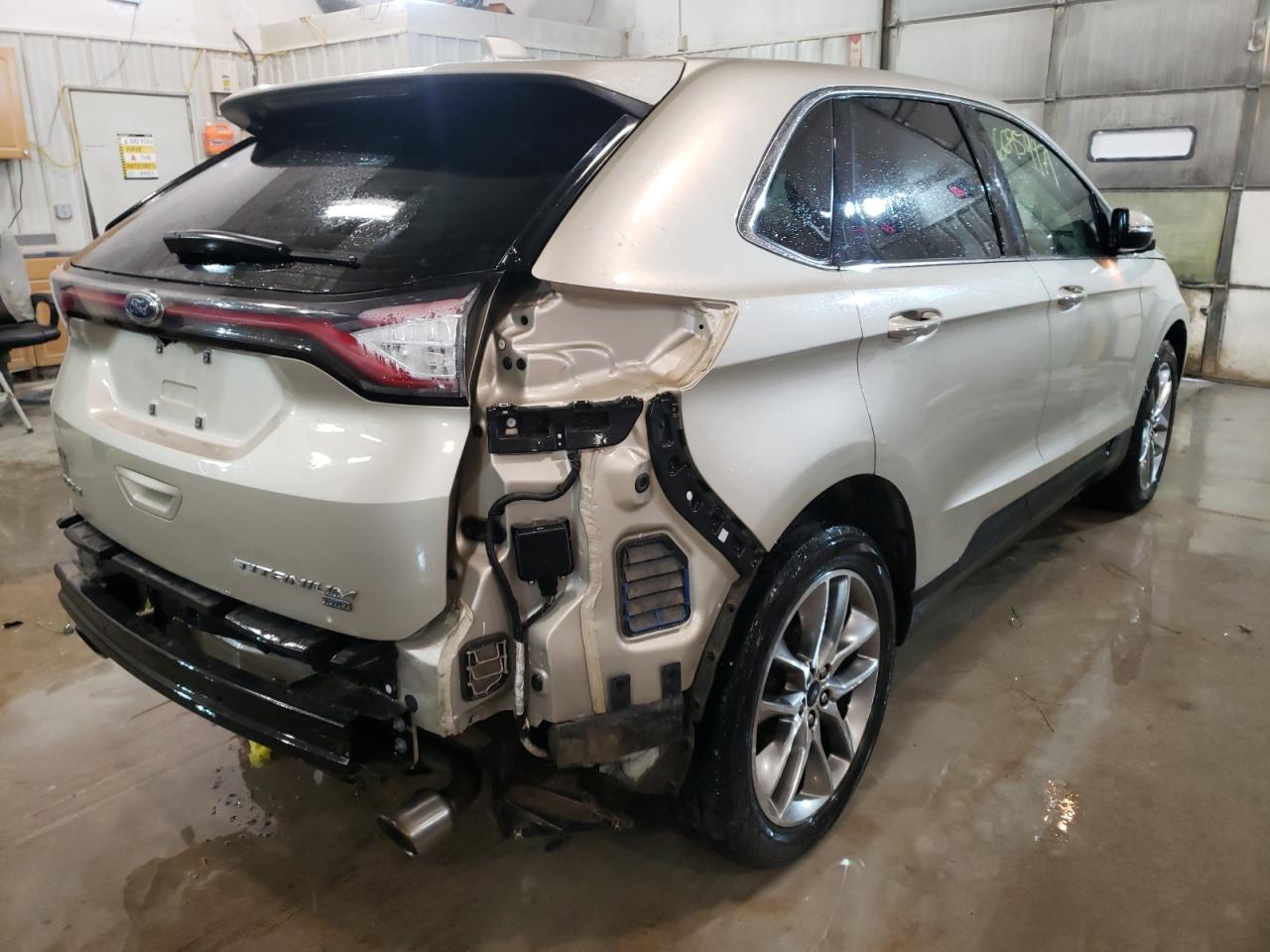 Photo 4 from auction – 2017 FORD EDGE TITAN with VIN 2FMPK4K82HBB88772