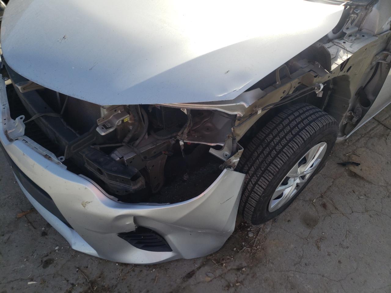 Photo 9 from auction – 2014 TOYOTA COROLLA L with VIN 5YFBURHE9EP075343