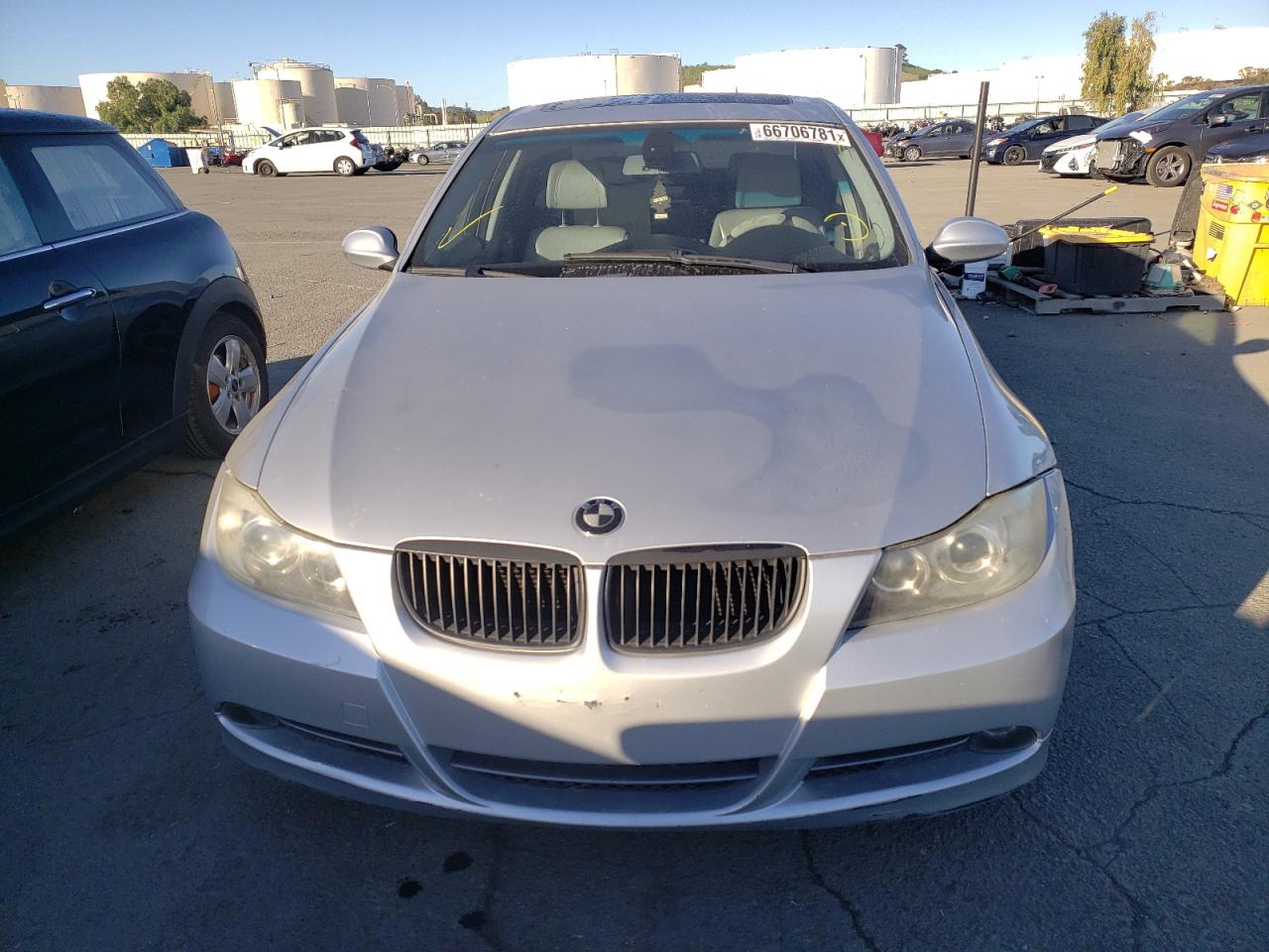 Photo 9 from auction – 2006 BMW 330 I with VIN WBAVB33556KR81042