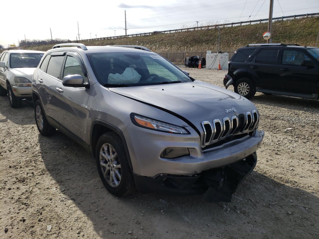 Photo 1 from auction – 2018 JEEP CHEROKEE L with VIN 1C4PJLCB6JD504086