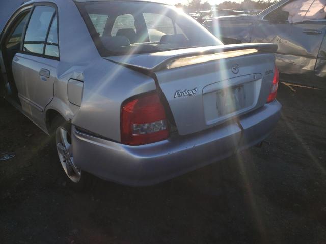 Photo 9 from auction – 2002 MAZDA PROTEGE DX with VIN JM1BJ226020633488