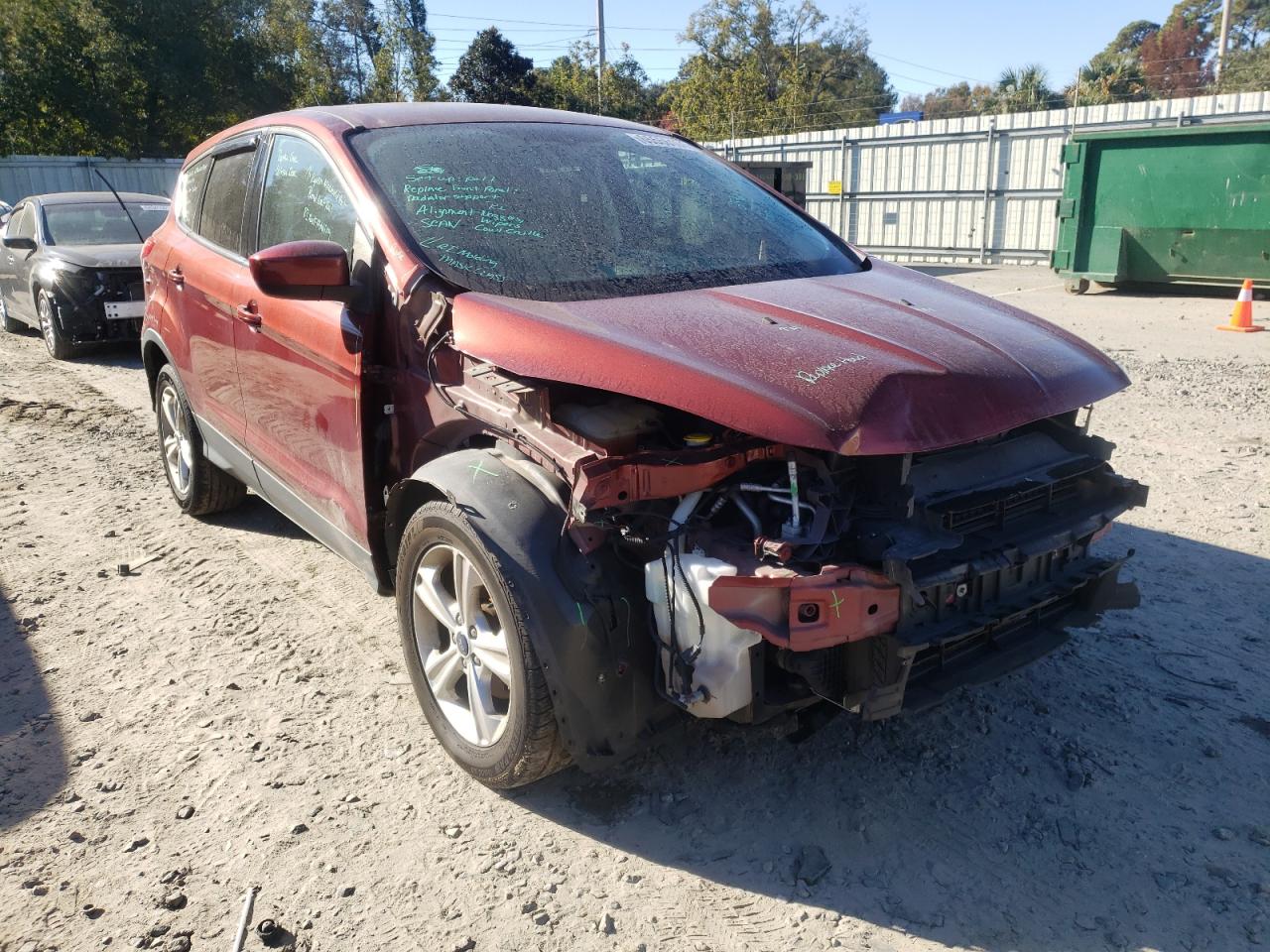 FORD ESCAPE SE 2015 with VIN 1FMCU0GX4FUB33720 - Photo from auction