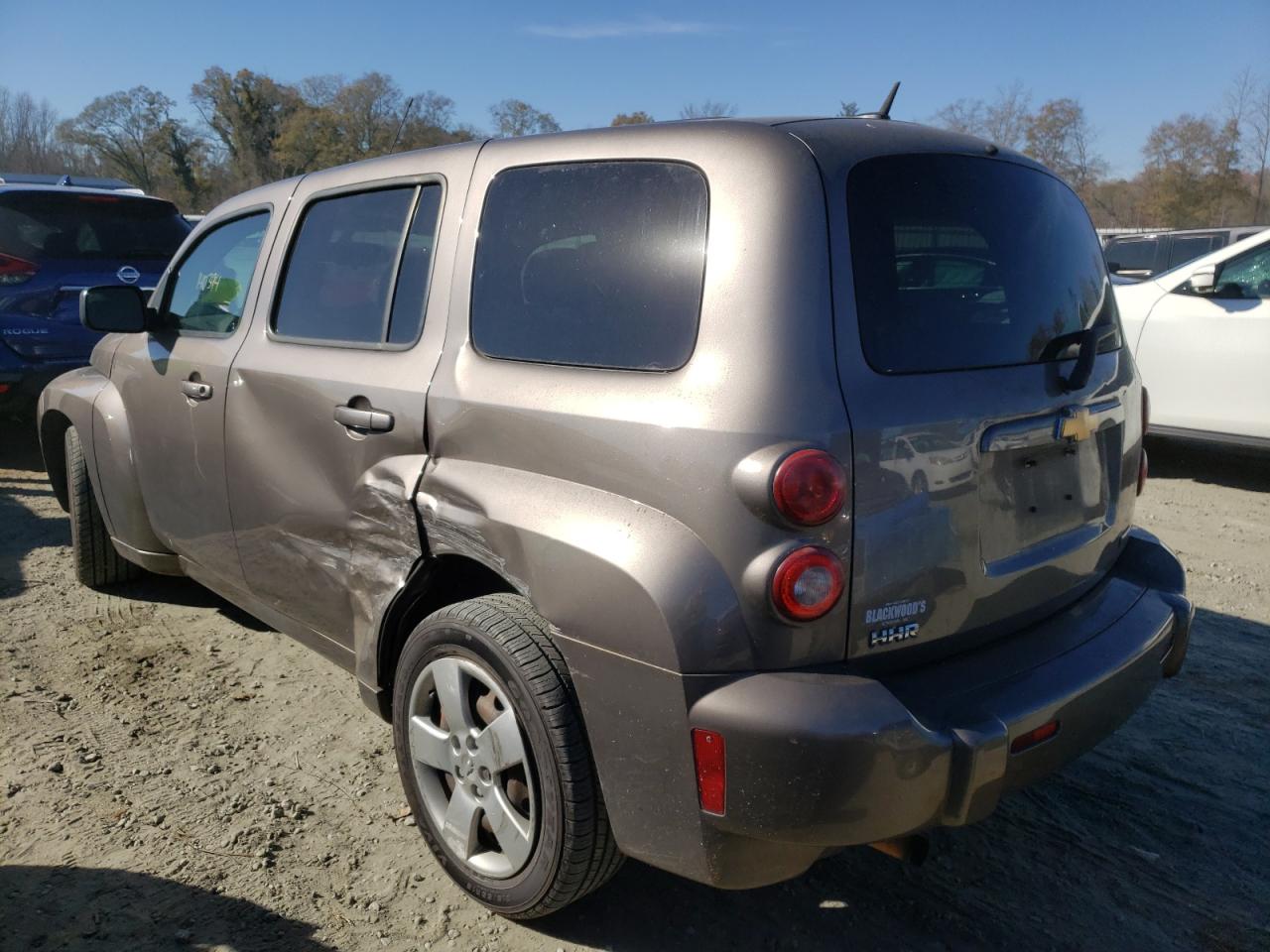 Photo 3 from auction – 2011 CHEVROLET HHR LS with VIN 3GNBAAFW8BS532932