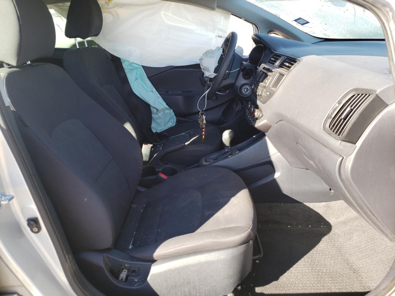 Photo 5 from auction – 2013 KIA RIO LX with VIN KNADM5A34D6113607