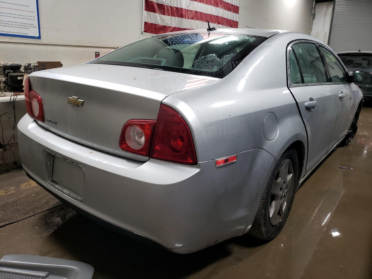 Photo 4 from auction – 2010 CHEVROLET MALIBU LS with VIN 1G1ZB5EB2A4111970