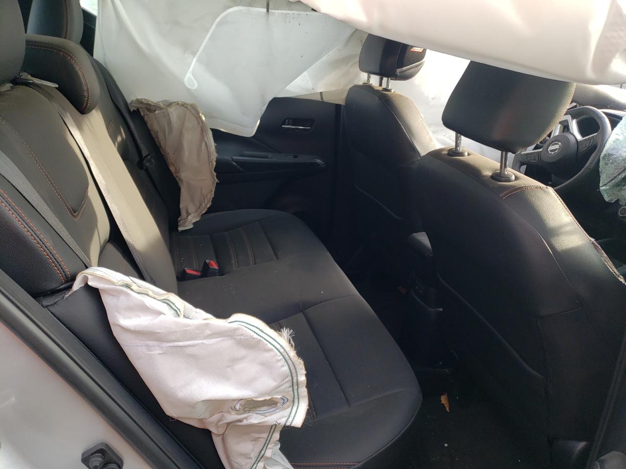 Photo 6 from auction – 2020 NISSAN KICKS SR with VIN 3N1CP5DV9LL580323