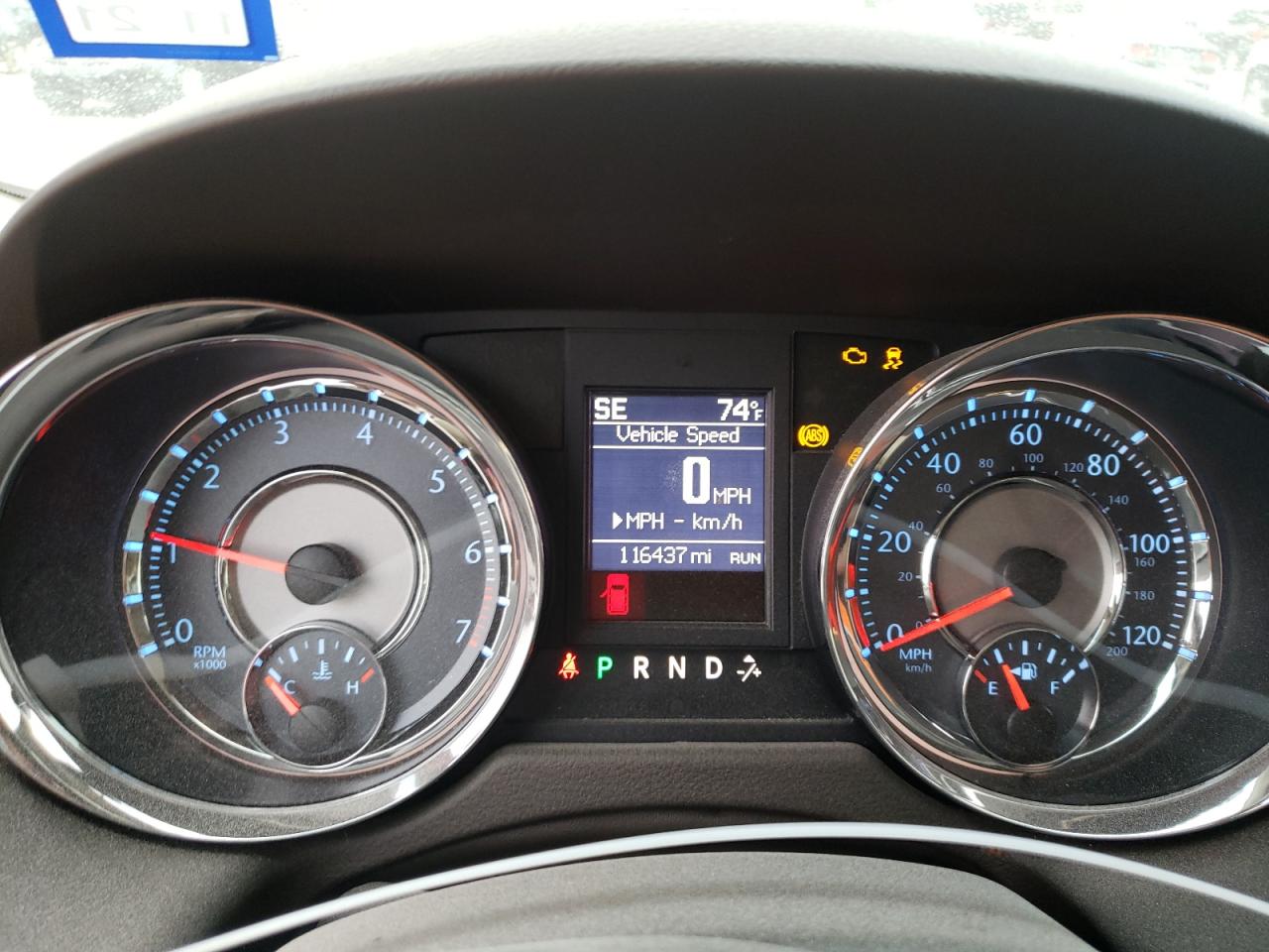 Photo 8 from auction – 2013 CHRYSLER TOWN & COU with VIN 2C4RC1BG9DR713411