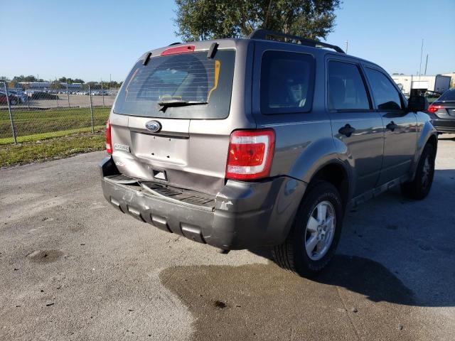 Photo 4 from auction – 2010 FORD ESCAPE XLS with VIN 1FMCU0C7XAKB88005
