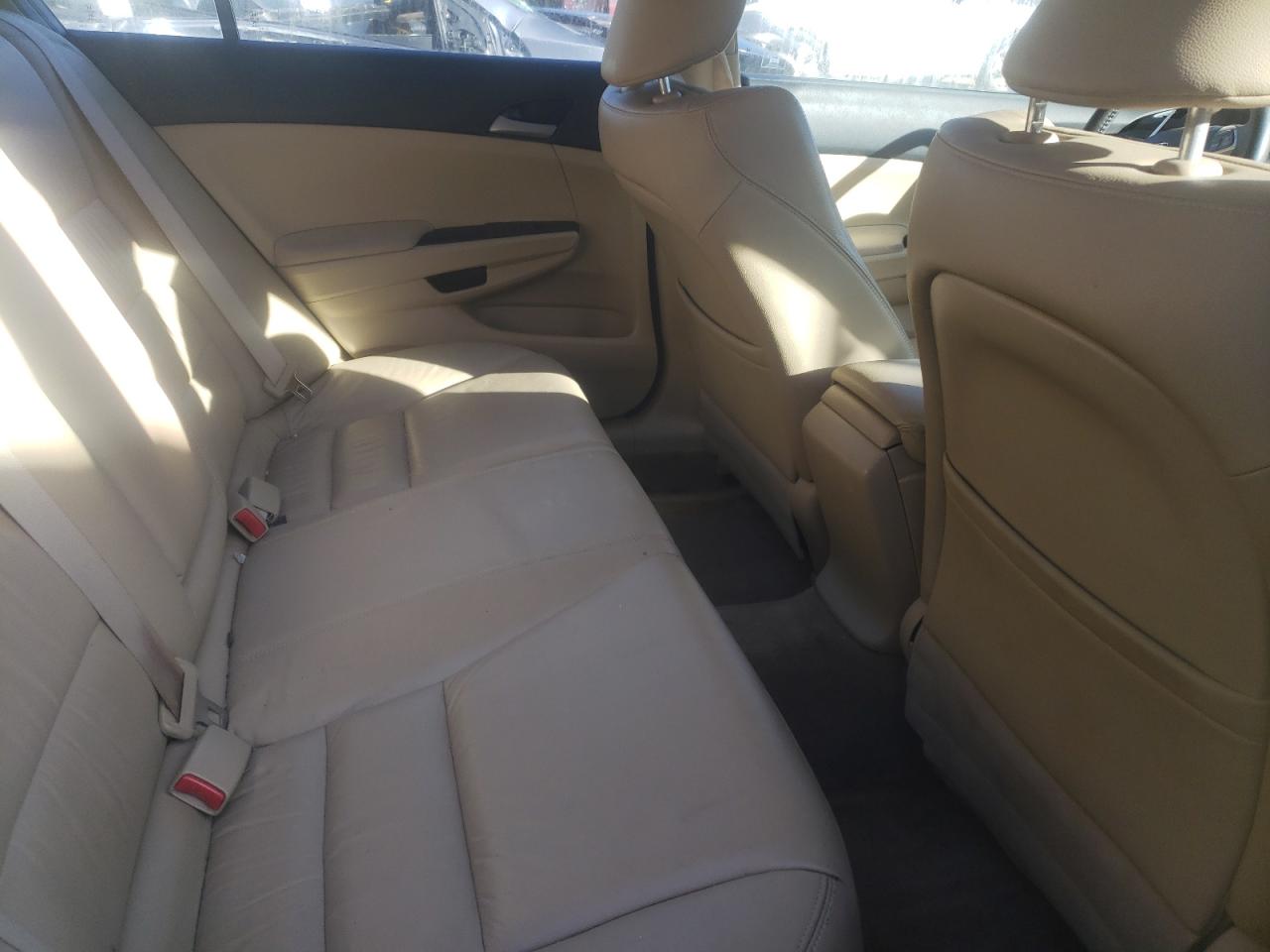 Photo 6 from auction – 2011 HONDA ACCORD SE with VIN 1HGCP2F63BA144012