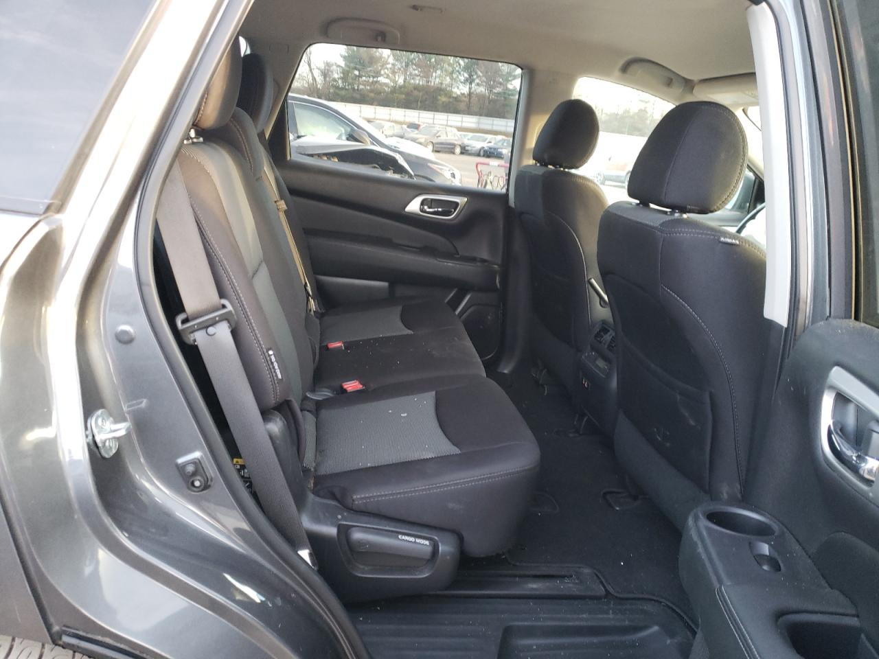 Photo 6 from auction – 2019 NISSAN PATHFINDER with VIN 5N1DR2MN0KC580775