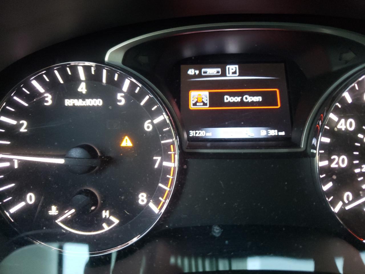 Photo 8 from auction – 2017 NISSAN PATHFINDER with VIN 5N1DR2MM3HC678778