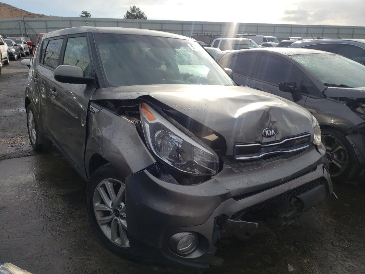 KIA SOUL + 2018 with VIN KNDJP3A51J7596918 - Photo from auction