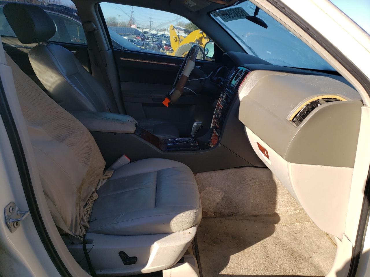 صورة رقم 5 من المزاد - 2007 CHRYSLER 300 مع VIN 2C3KA53G47H727857