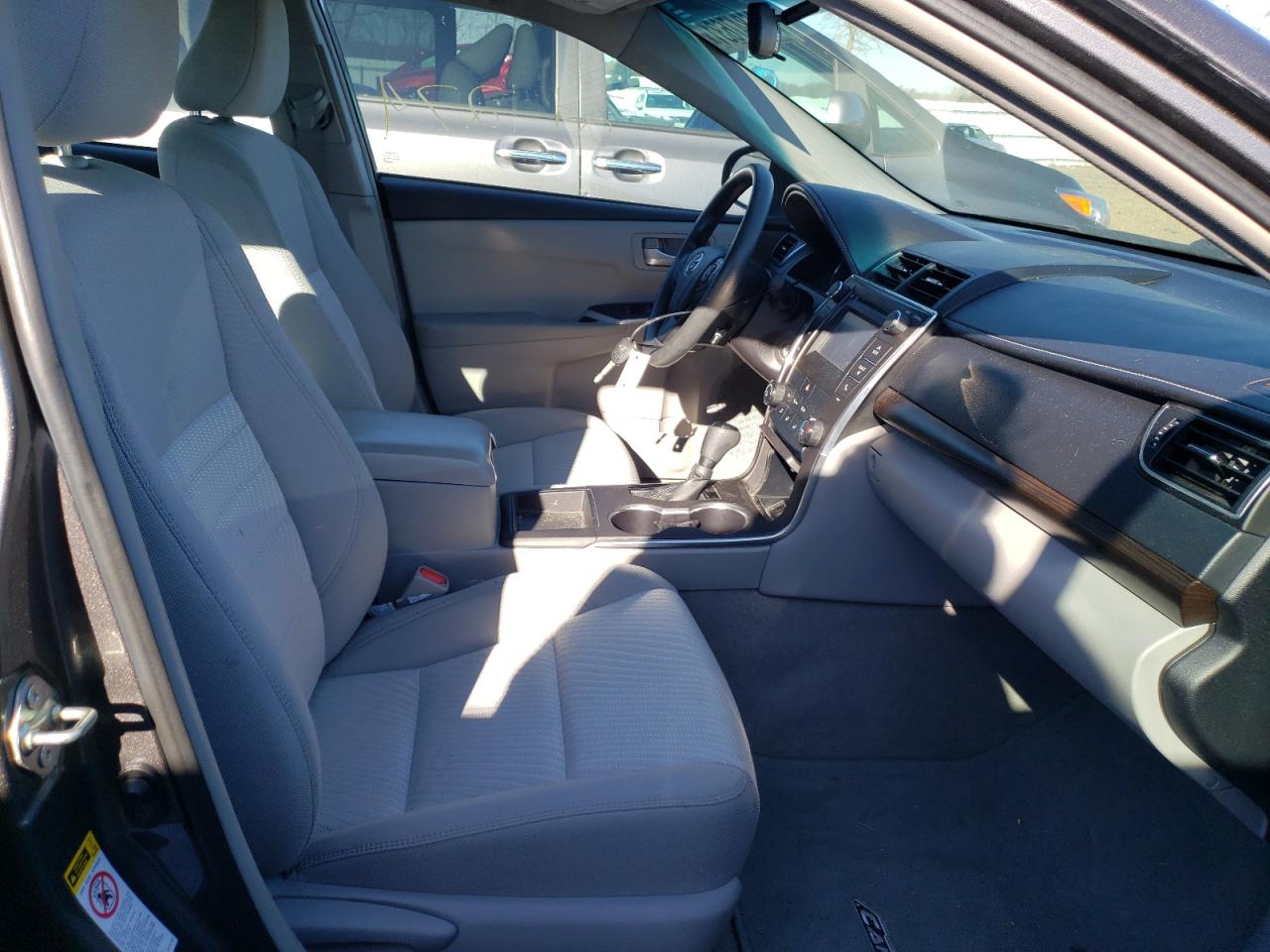 Photo 5 from auction – 2016 TOYOTA CAMRY LE with VIN 4T4BF1FK3GR531347