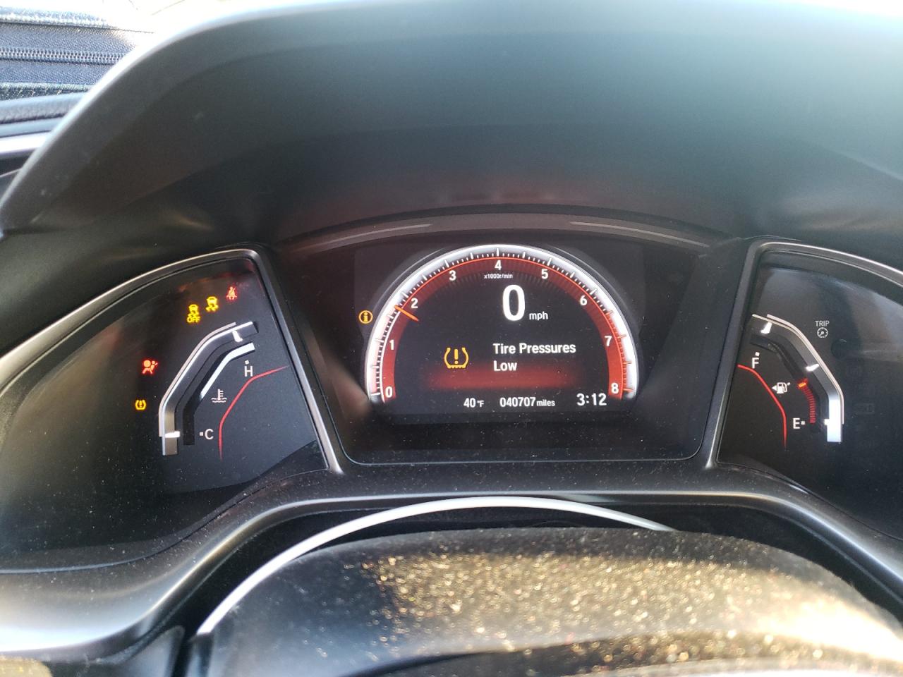 Photo 8 from auction – 2018 HONDA CIVIC SI with VIN 2HGFC3A54JH754059