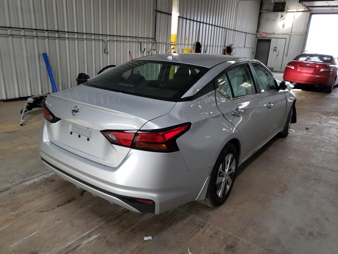 Photo 4 from auction – 2019 NISSAN ALTIMA S with VIN 1N4BL4BV0KC248157