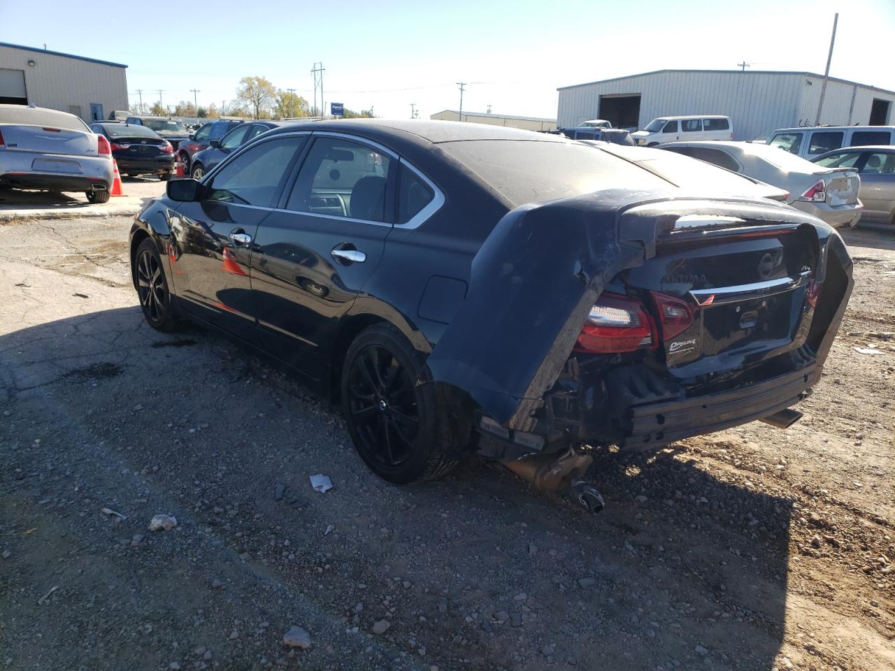 Photo 3 from auction – 2017 NISSAN ALTIMA 2.5 with VIN 1N4AL3AP3HC169759