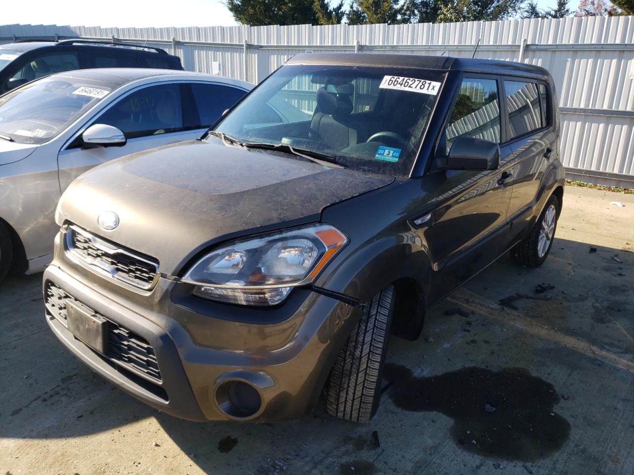 Photo 2 from auction – 2013 KIA SOUL with VIN KNDJT2A55D7551104