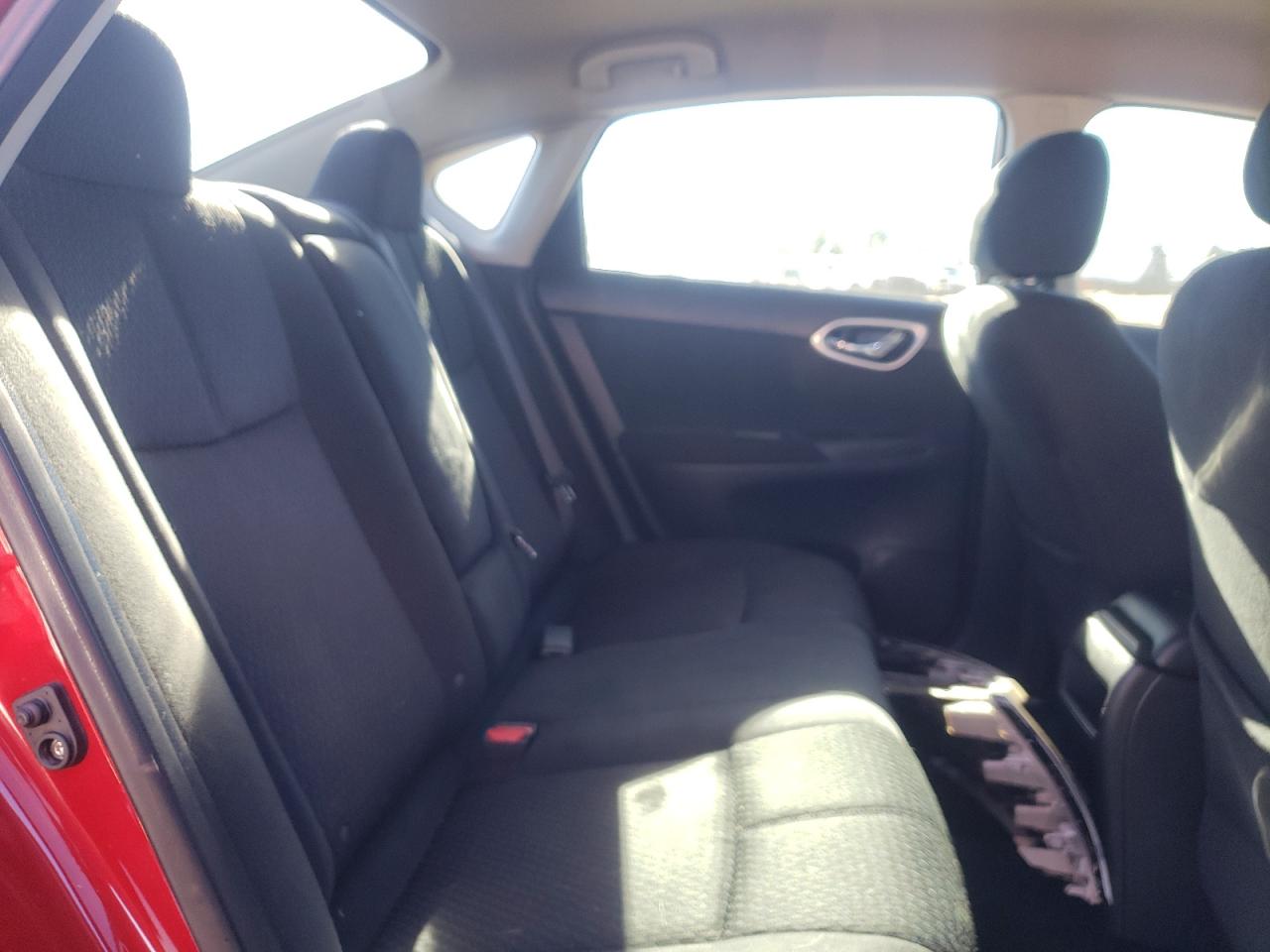 Photo 6 from auction – 2014 NISSAN SENTRA S with VIN 3N1AB7AP5EL650734
