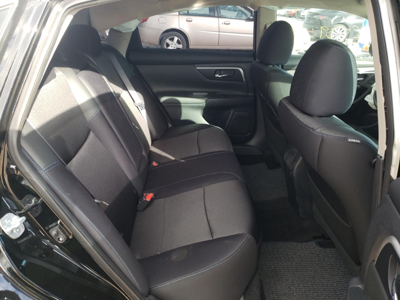 Photo 6 from auction – 2017 NISSAN ALTIMA 2.5 with VIN 1N4AL3AP4HC115774