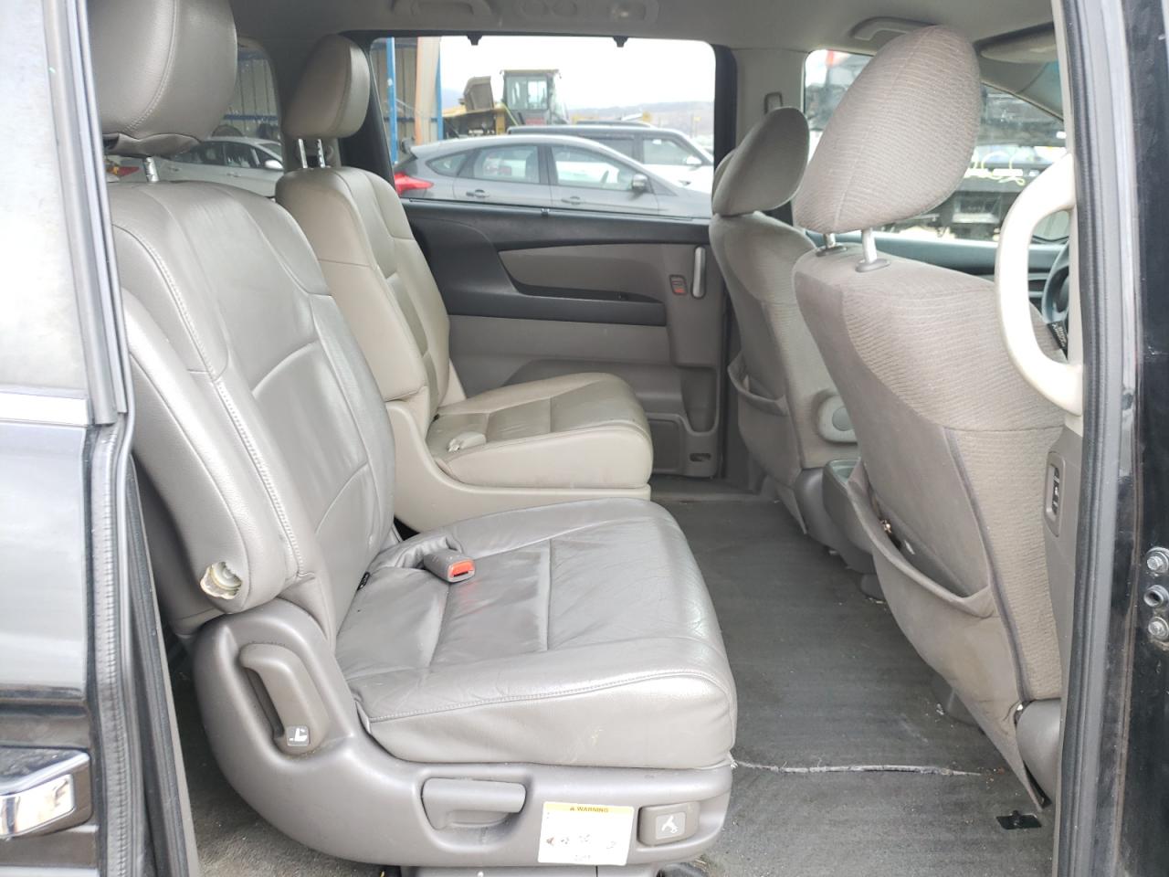 Photo 17 from auction – 2012 HONDA ODYSSEY EX with VIN 5FNRL5H43CB071105