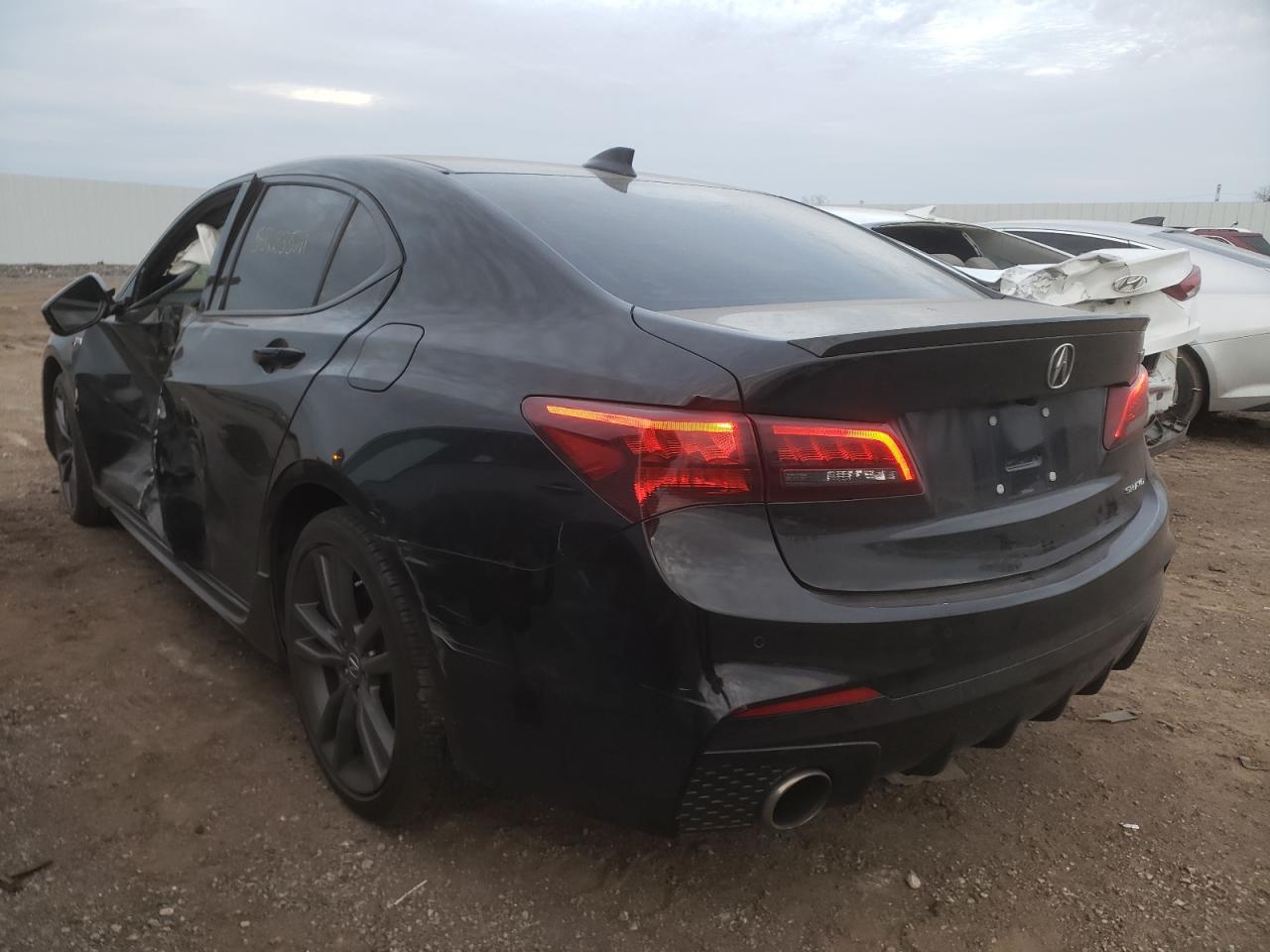 Photo 3 from auction – 2018 ACURA TLX TECH+A with VIN 19UUB3F6XJA006927
