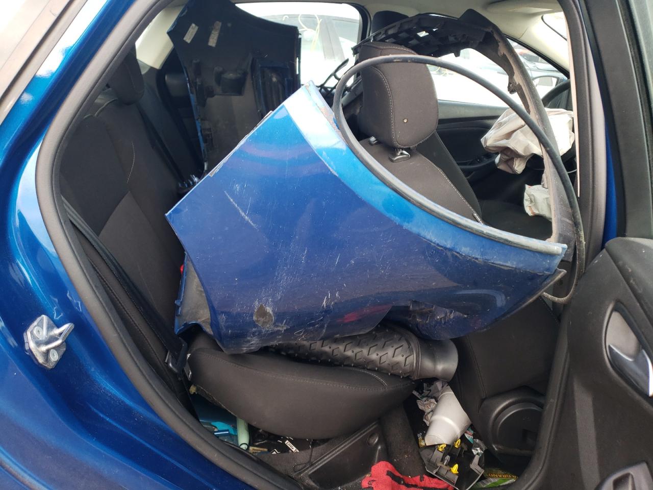 Photo 6 from auction – 2018 FORD FOCUS SE with VIN 1FADP3F2XJL257048