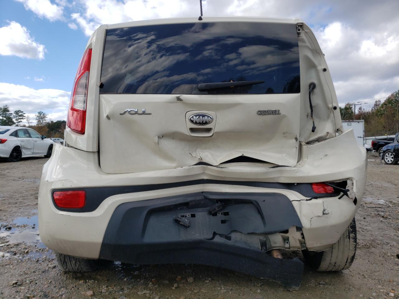 Photo 9 from auction – 2013 KIA SOUL + with VIN KNDJT2A61D7510767