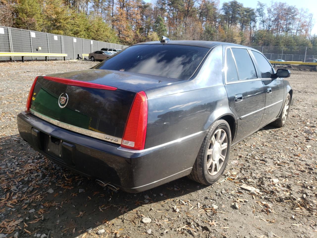 Photo 4 from auction – 2010 CADILLAC DTS with VIN 1G6KA5EY5AU126062