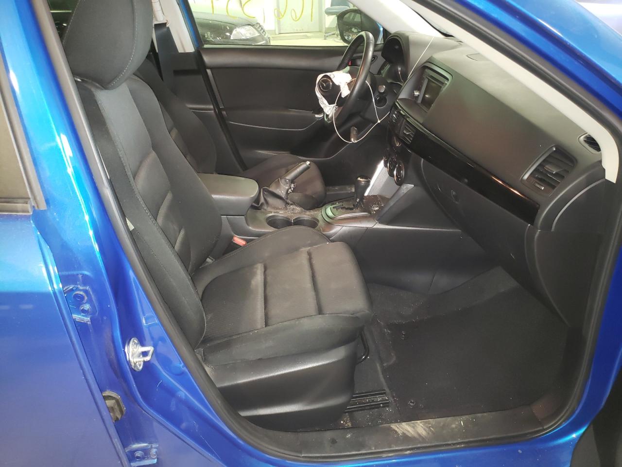 Photo 5 from auction – 2013 MAZDA CX-5 TOURI with VIN JM3KE4CE1D0141536